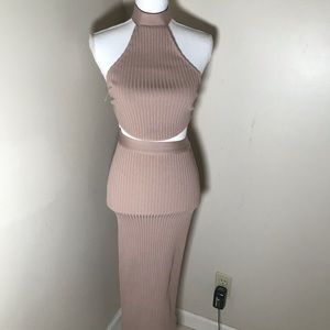 2-Piece Rose Crop & Ribbed Skirt